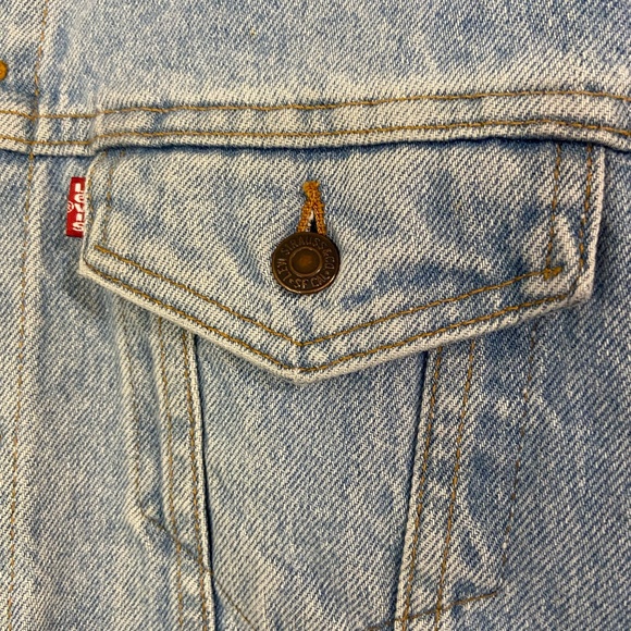 Vintage Levis USA Trucker 70507 0234 80-90's Light Wash Denim Jacket Men's Small - Picture 2 of 12